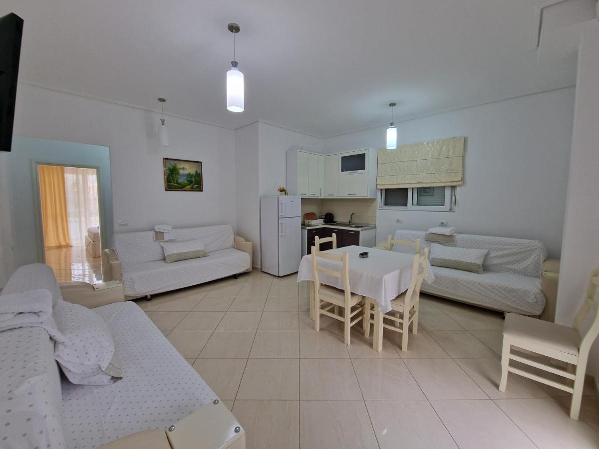 Apartments Margarita 卡萨米尔 外观 照片