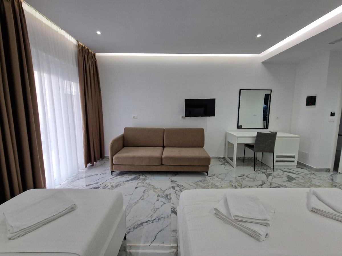 Apartments Margarita 卡萨米尔 外观 照片