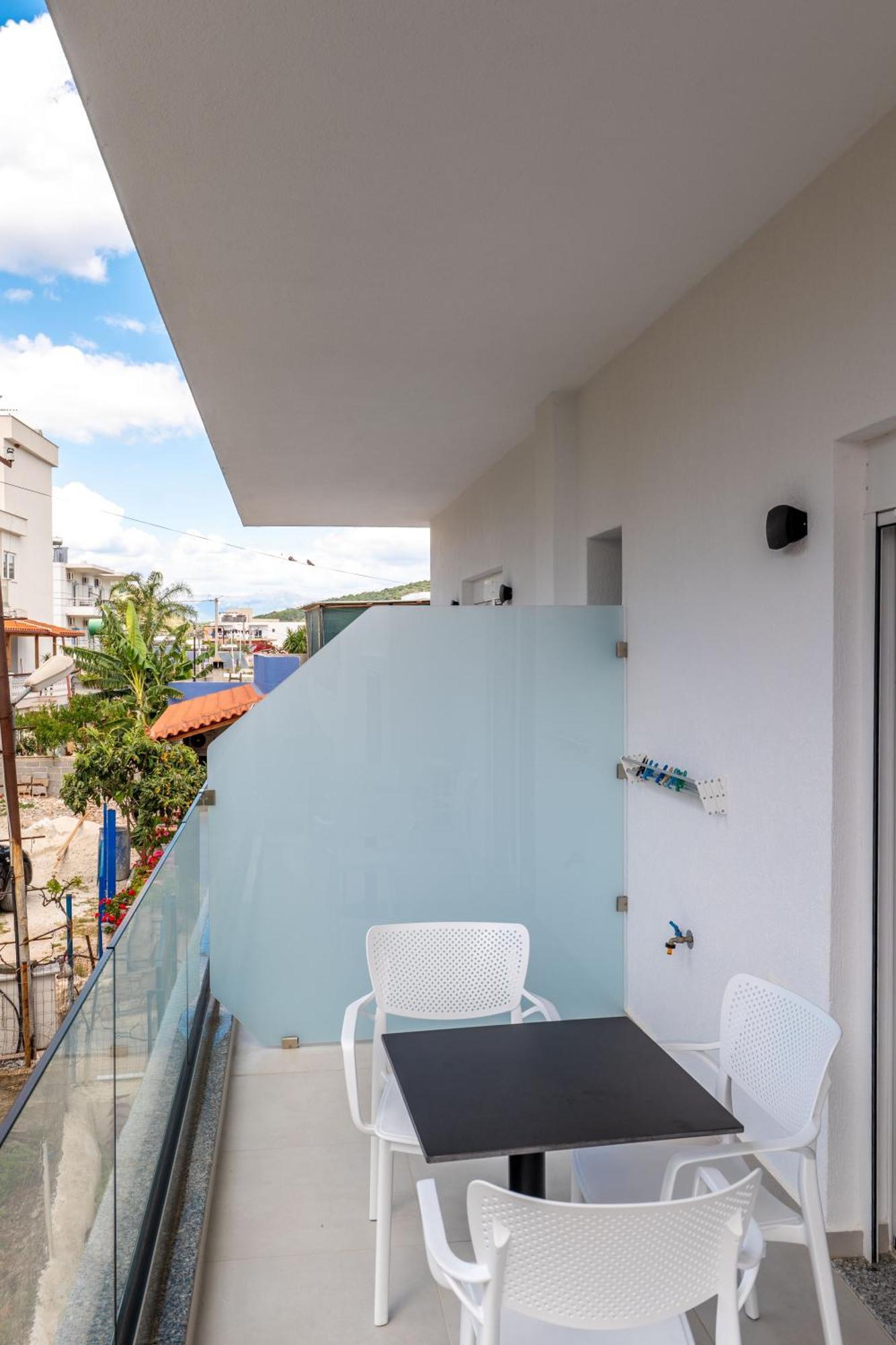 Apartments Margarita 卡萨米尔 外观 照片