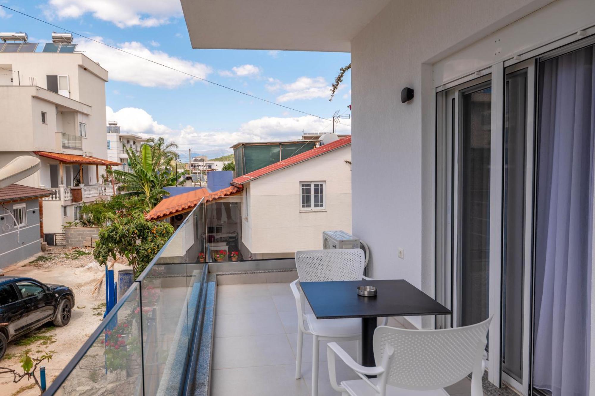 Apartments Margarita 卡萨米尔 外观 照片