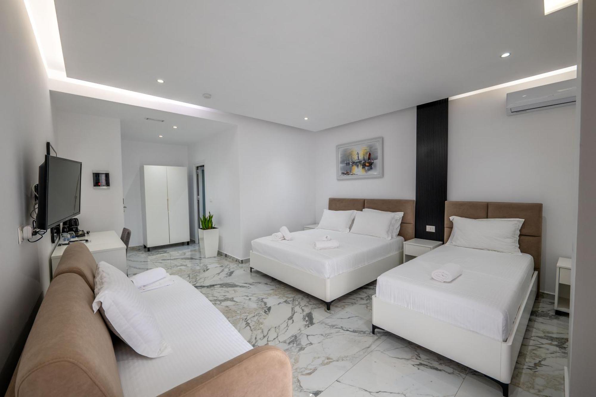 Apartments Margarita 卡萨米尔 外观 照片
