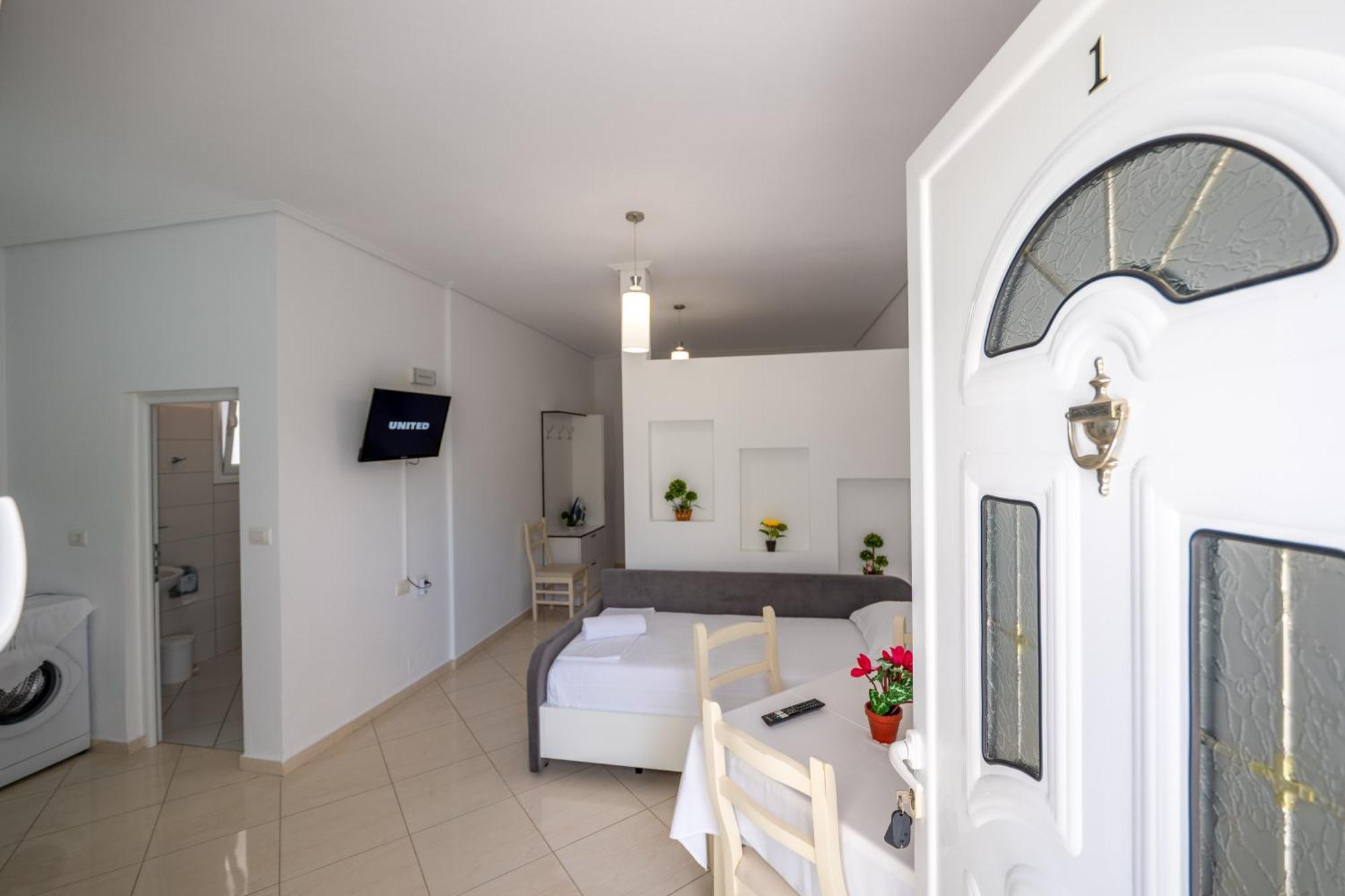 Apartments Margarita 卡萨米尔 外观 照片