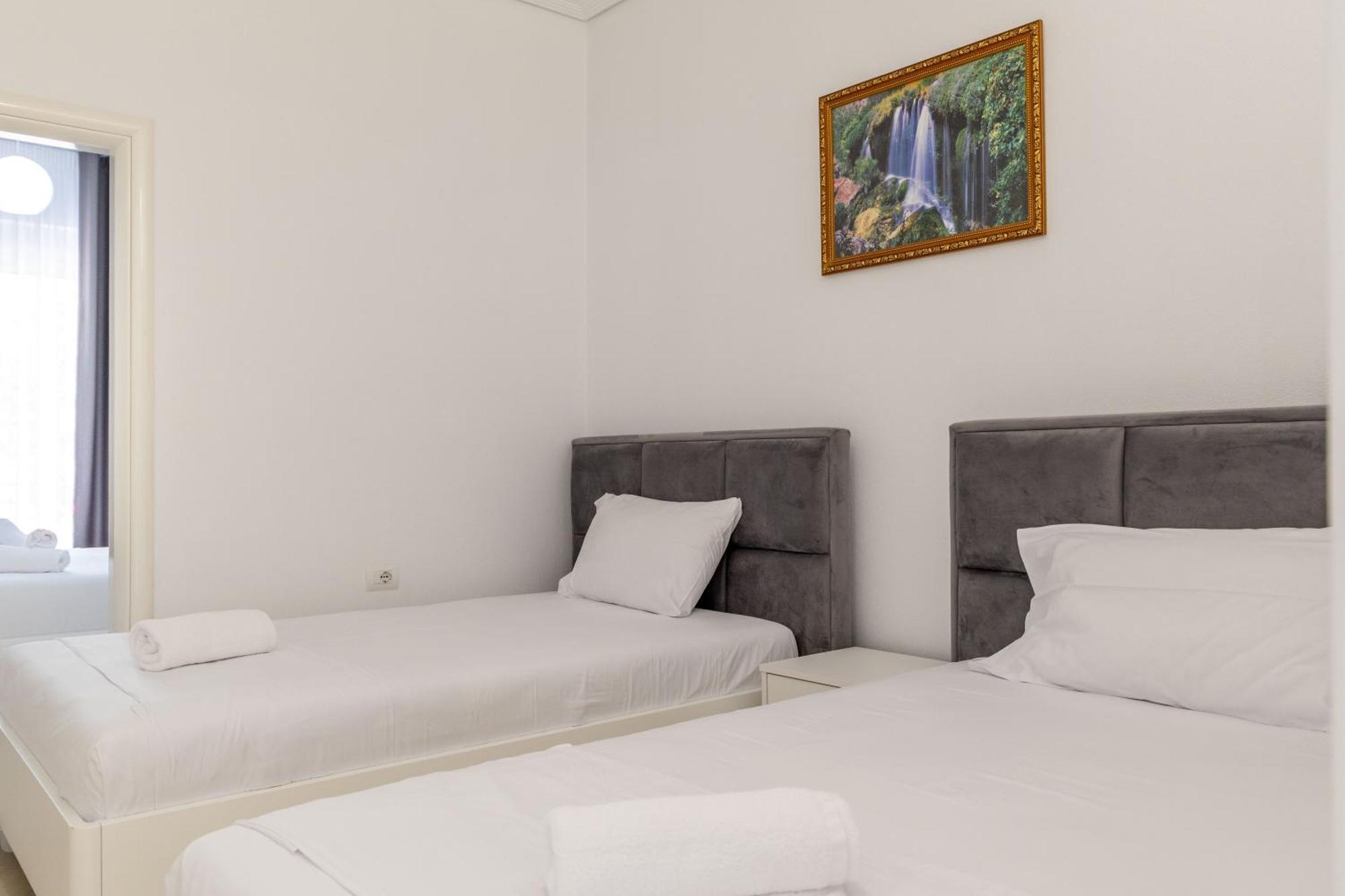 Apartments Margarita 卡萨米尔 外观 照片