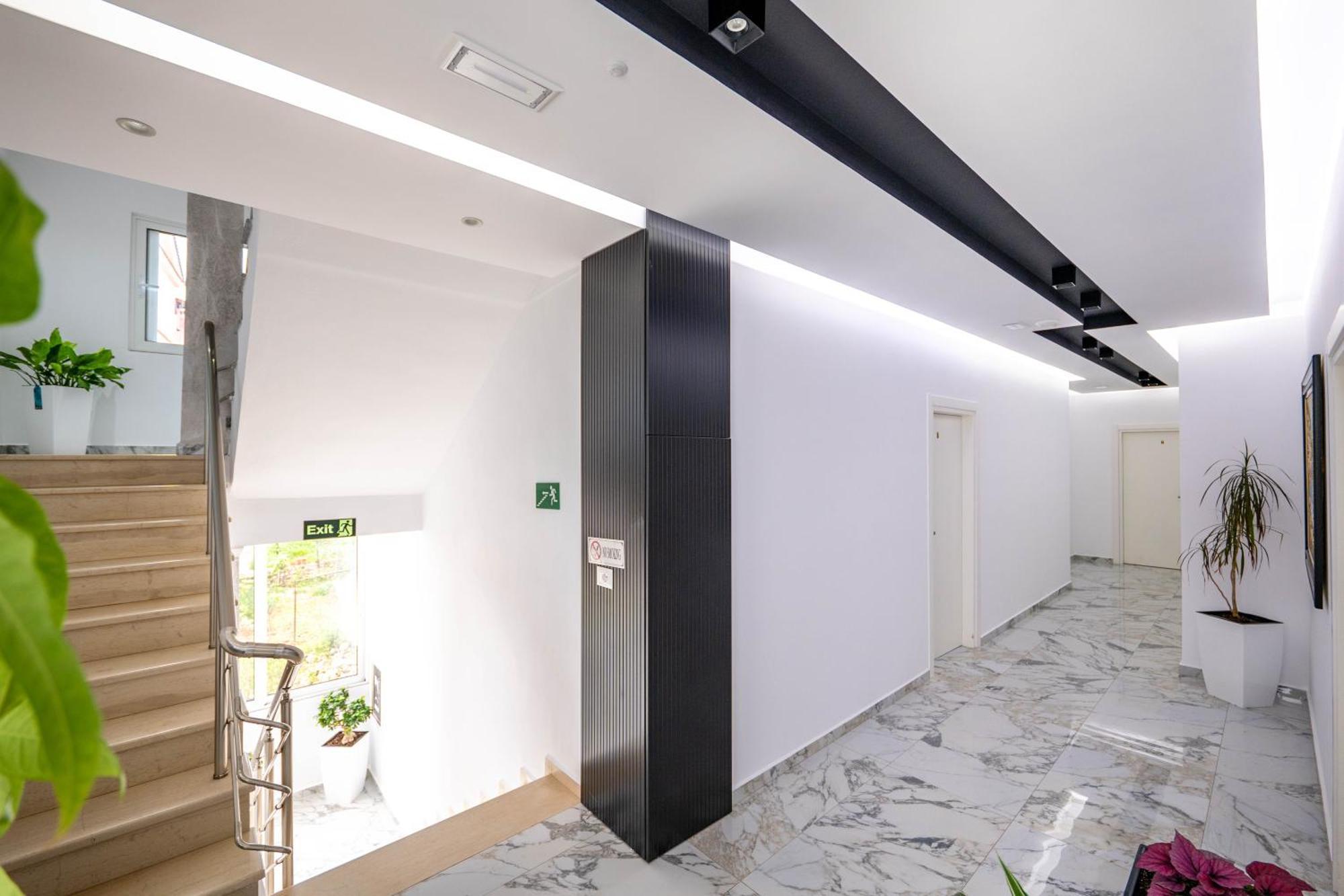 Apartments Margarita 卡萨米尔 外观 照片