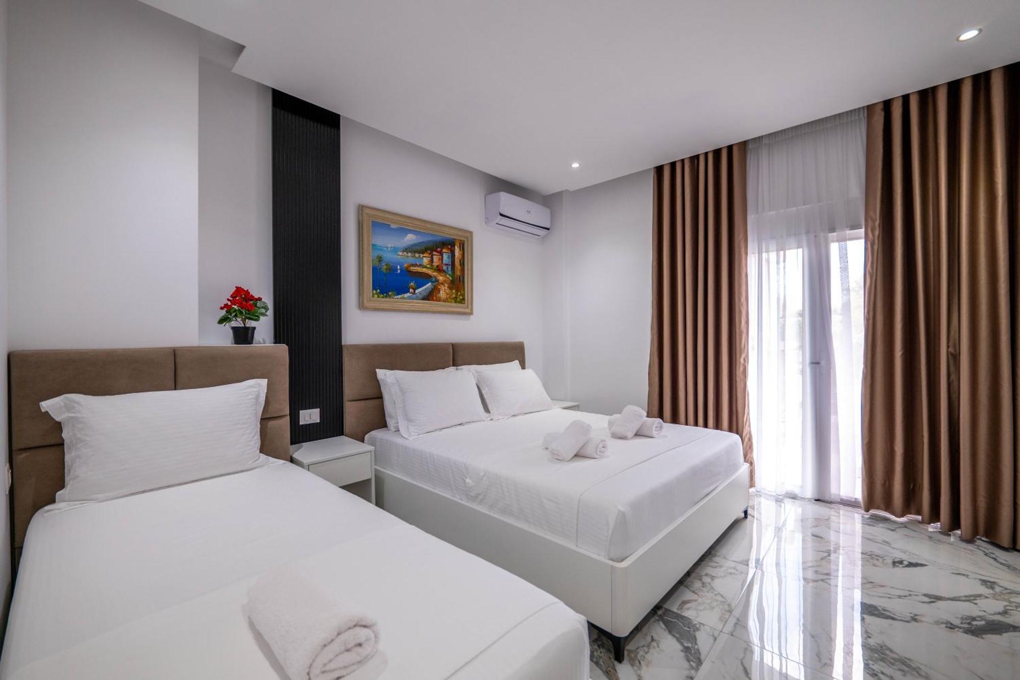 Apartments Margarita 卡萨米尔 外观 照片
