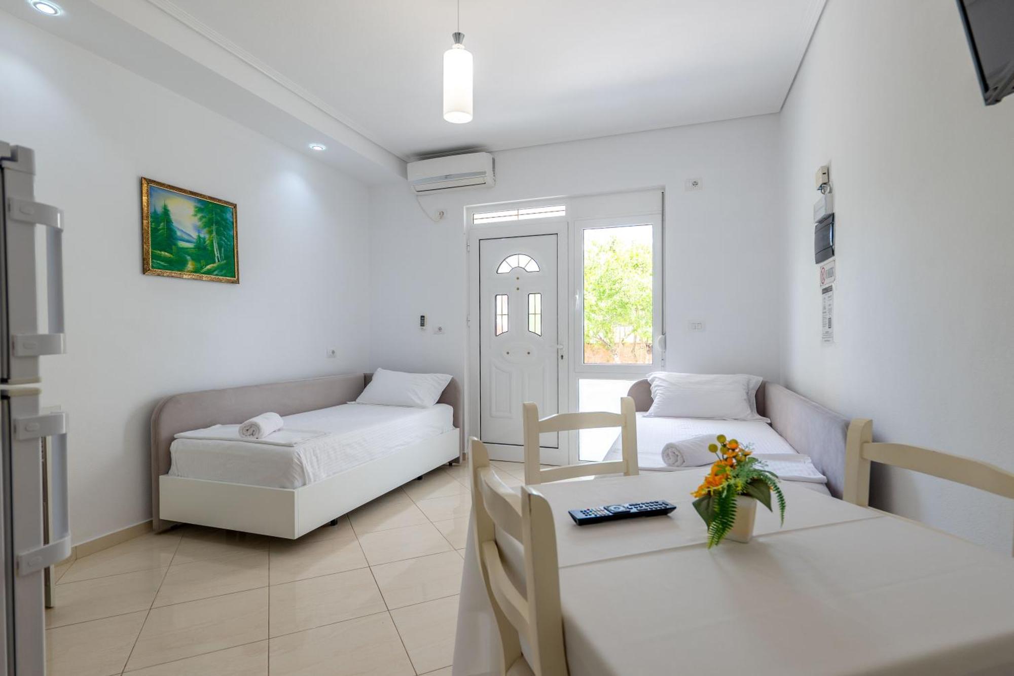 Apartments Margarita 卡萨米尔 外观 照片