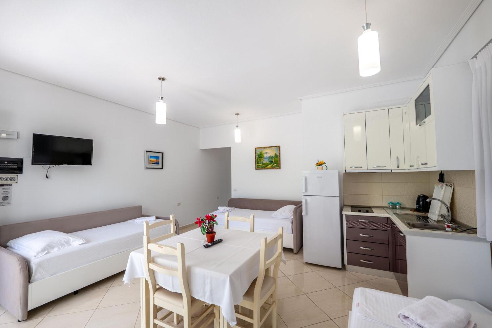 Apartments Margarita 卡萨米尔 外观 照片