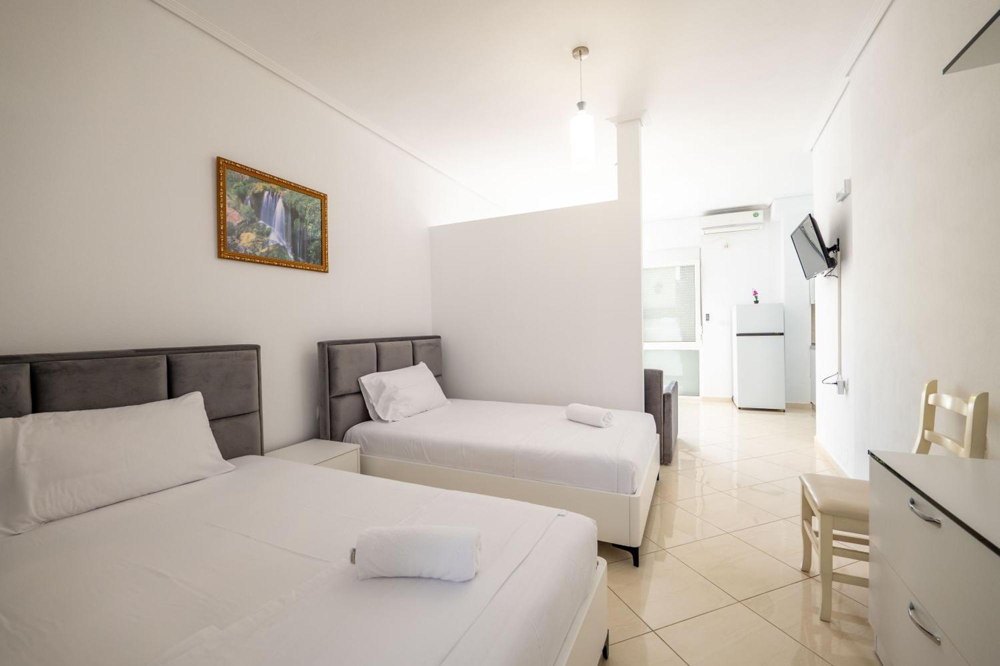 Apartments Margarita 卡萨米尔 外观 照片